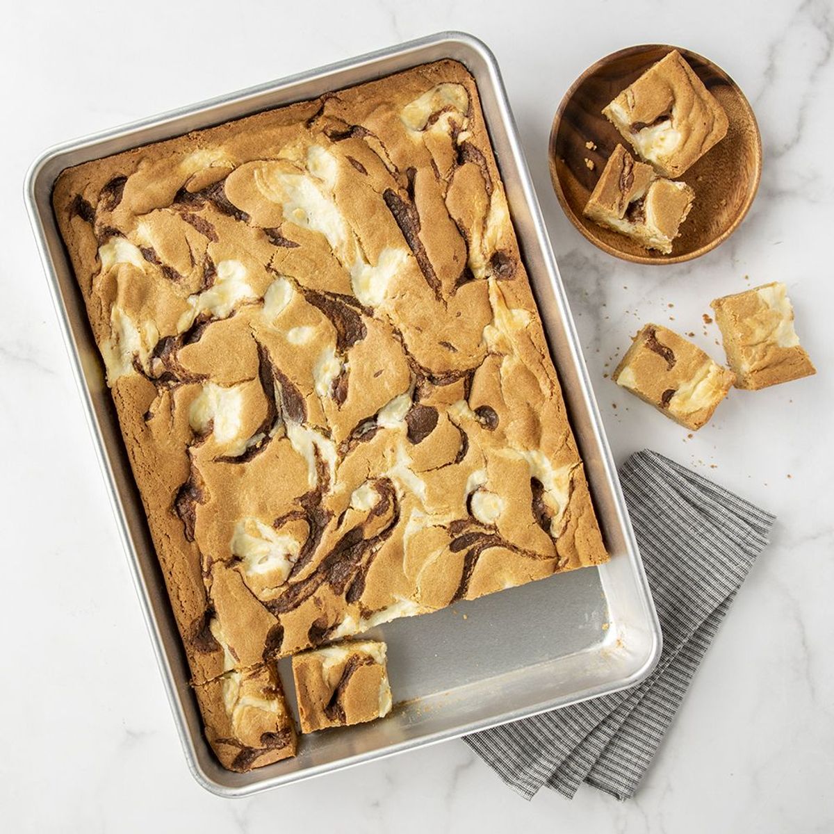 NORDIC WARE - Bandeja para hornear alta de aluminio de 43cm x 31cm