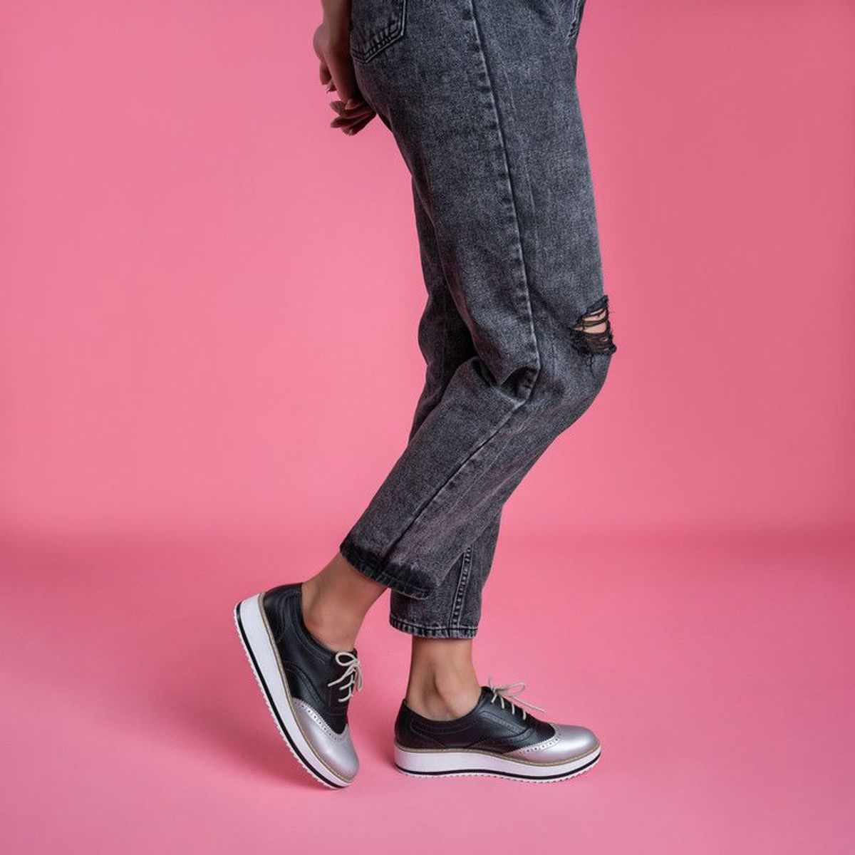 KAWKI - ZAPATOS DE MUJER OXFORD DIVERSION NEGRO PUNTA PLATA