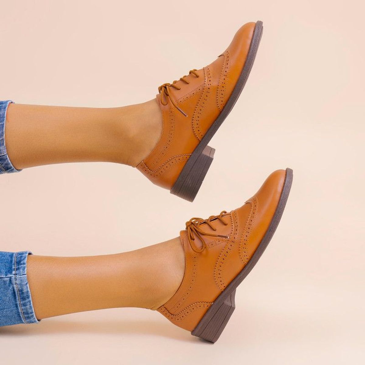 KAWKI - ZAPATOS DE MUJER OXFORD EJECUTIVA CAMEL- PLANTA DELGADA