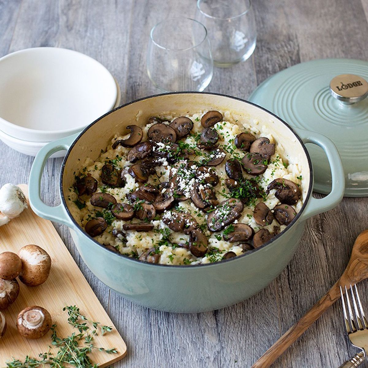 CRATE & BARREL - Olla Esmaltada Desert Sage LODGE