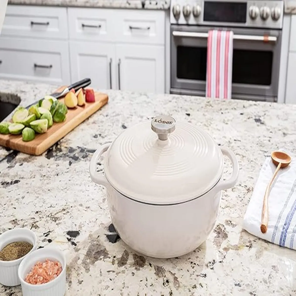 CRATE & BARREL - Olla Dutch Esmaltada Blanca 7.1 Lt Lodge