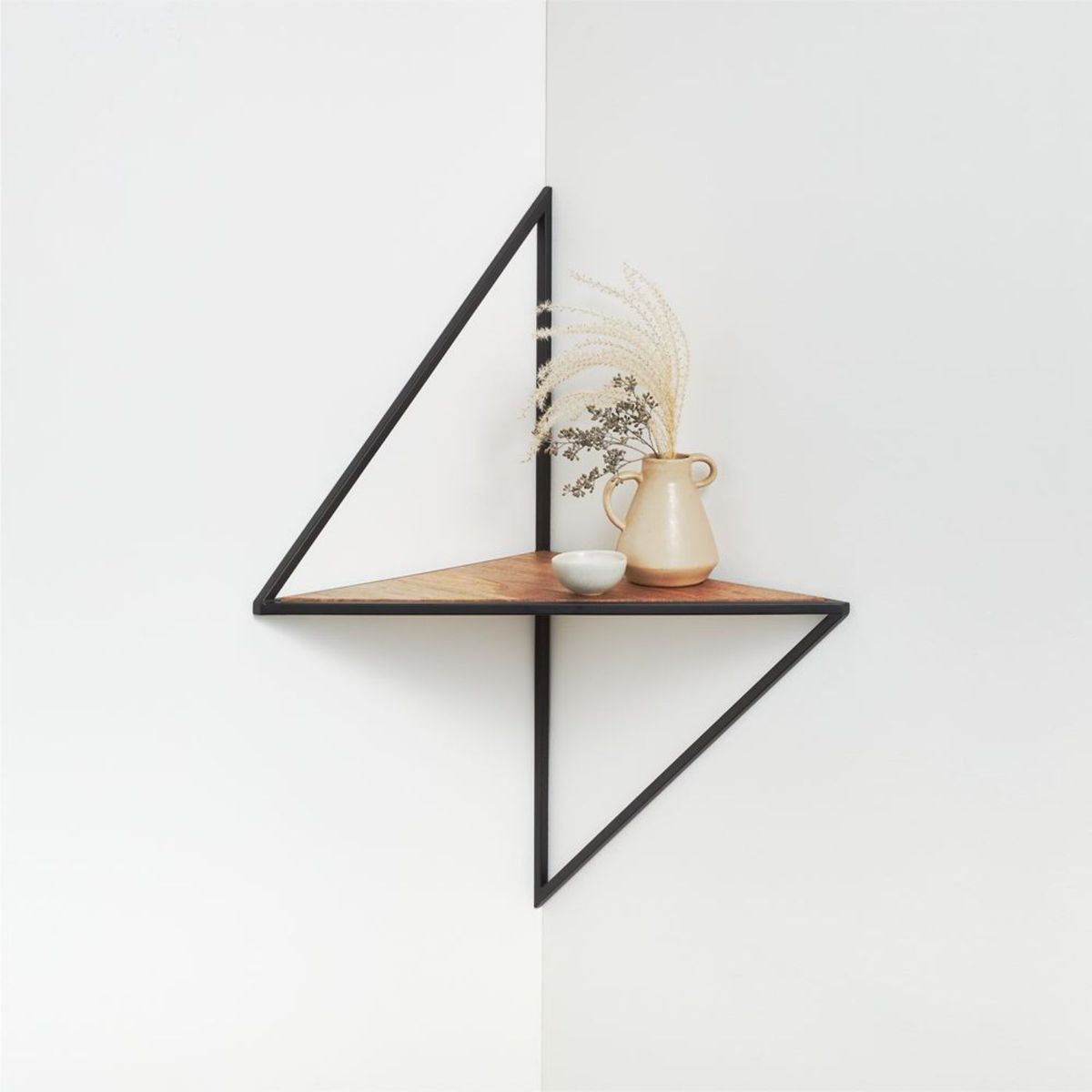 CRATE & BARREL - Repisa de Esquina Reva de Madera de Mango con Estructura de Hierro