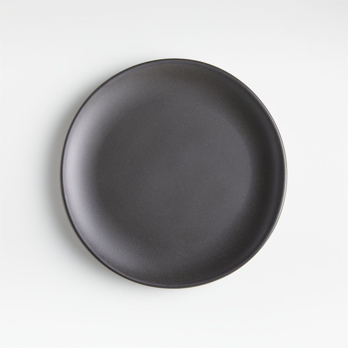 CRATE & BARREL - Plato de Ensalada para Exteriores de Bambú y Melamina Audley Grey