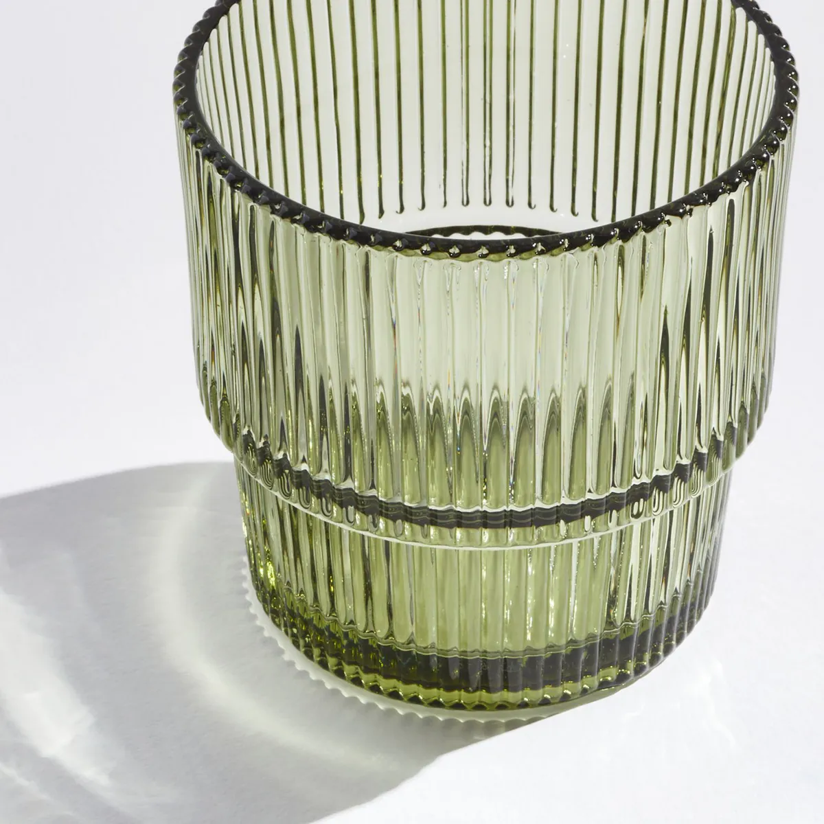 CRATE & BARREL - Vaso Atwell