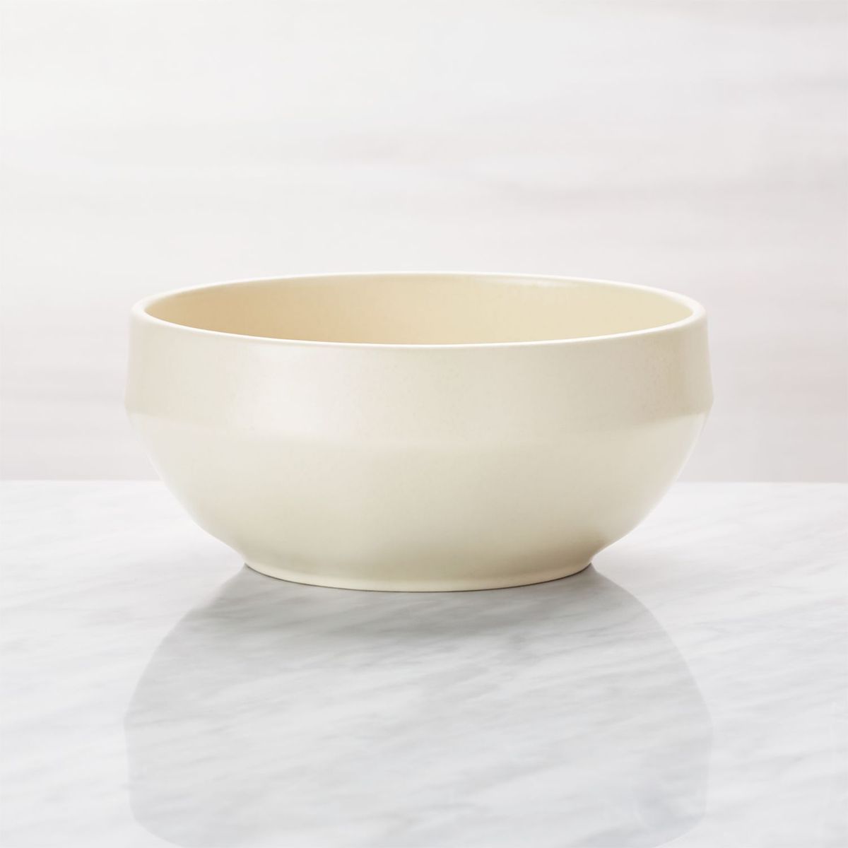 CRATE & BARREL - Bowl para Cereal de Cerámica Visto Crema
