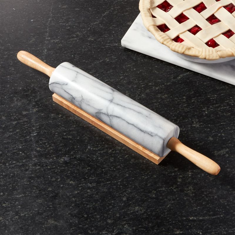 CRATE & BARREL - Rodillo de Mármol French Kitchen