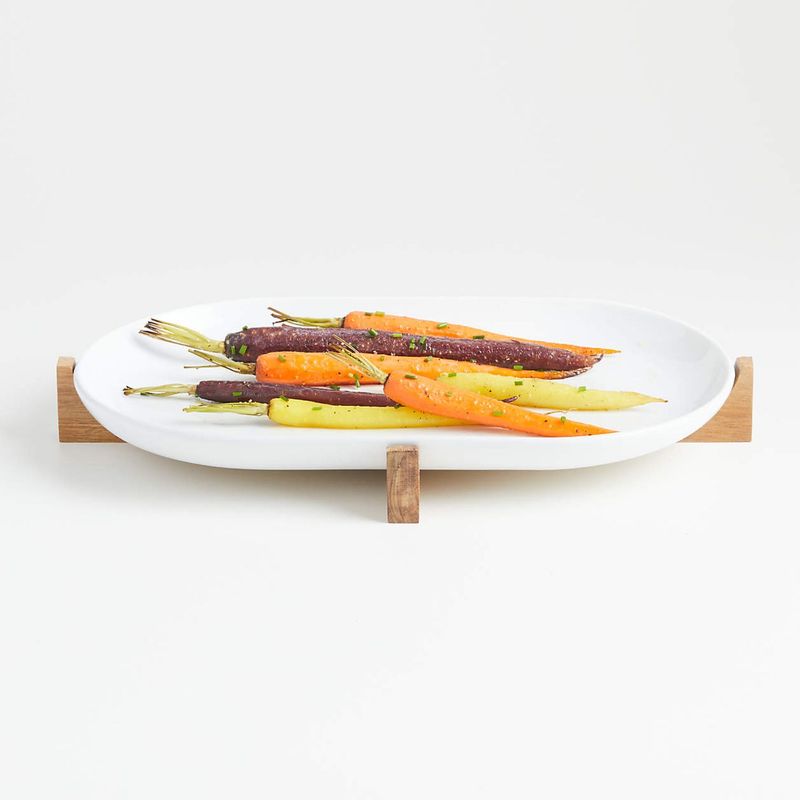 CRATE & BARREL - Fuente Para Servir Ovalada Con Soporte De Madera
