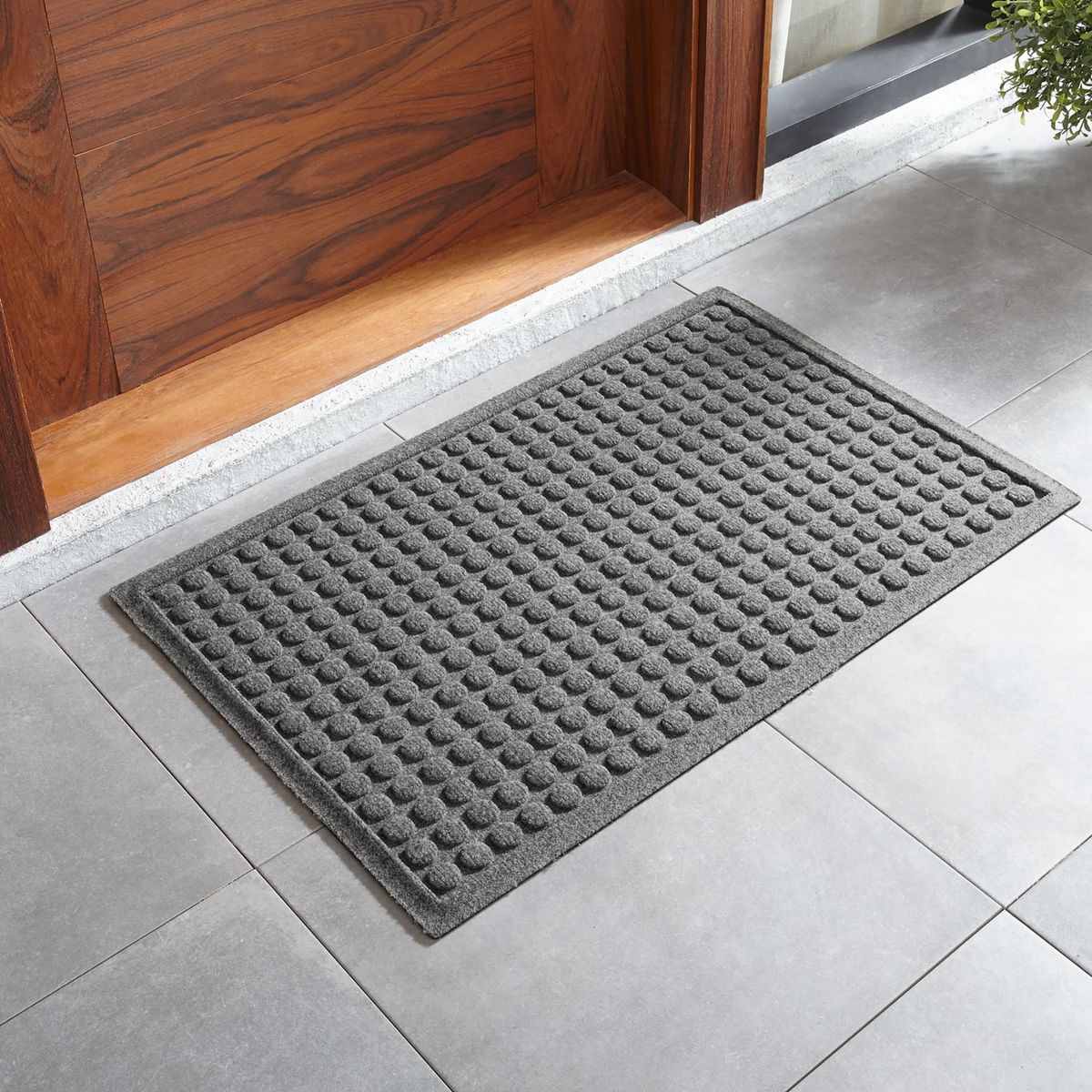 CRATE & BARREL - Felpudo Thirsty Charcoal 56x86cm