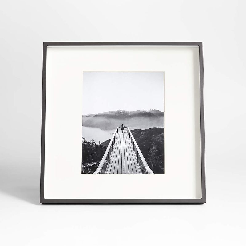 CRATE & BARREL - Marco De Foto Negro Cepillado 37cm