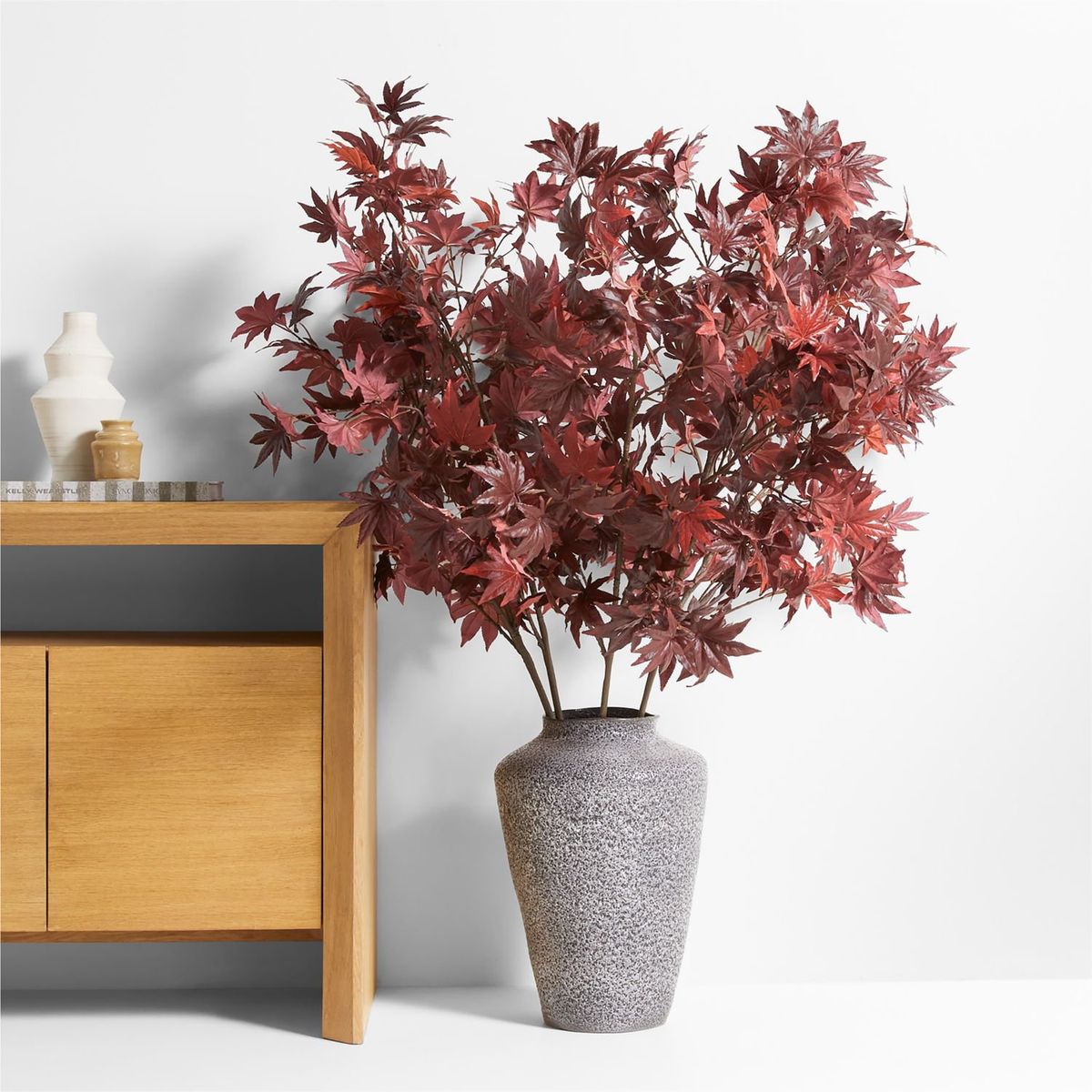 CRATE & BARREL - Rama Flor Arce Japonés Rojo 152cm