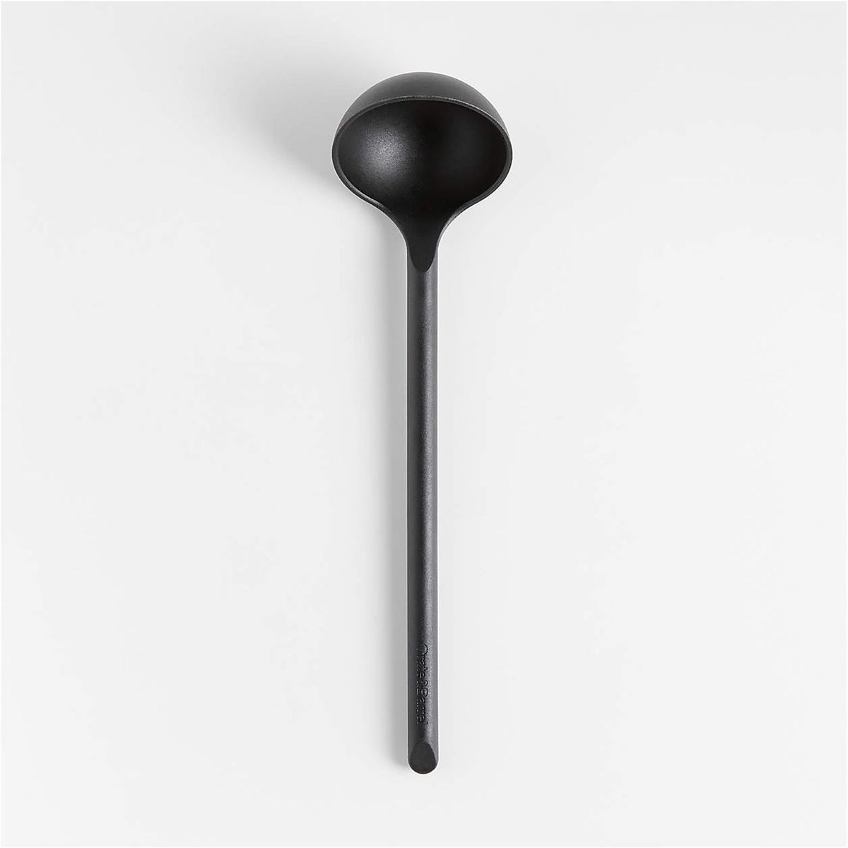 CRATE & BARREL - Cucharón de Nailon Negro