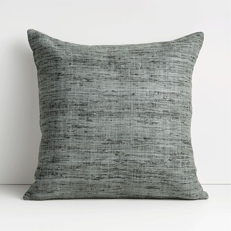 CRATE & BARREL - Funda de Cojín Sari Gris Oscuro de Seda 51x51cm