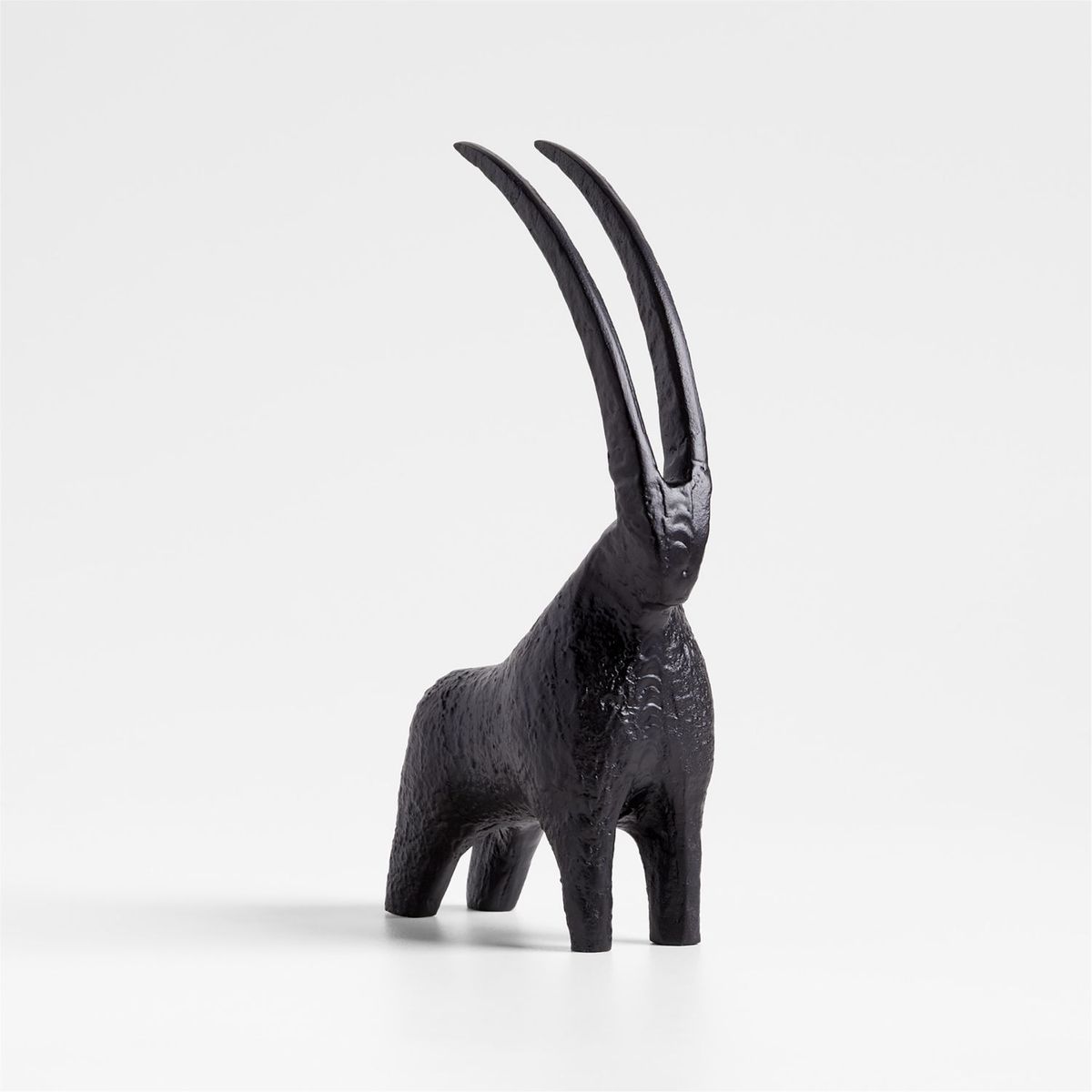 CRATE & BARREL - Gazelle Decorativo