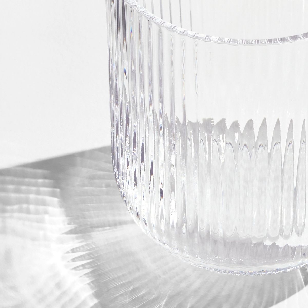 CRATE & BARREL - Vaso Corto Symphony