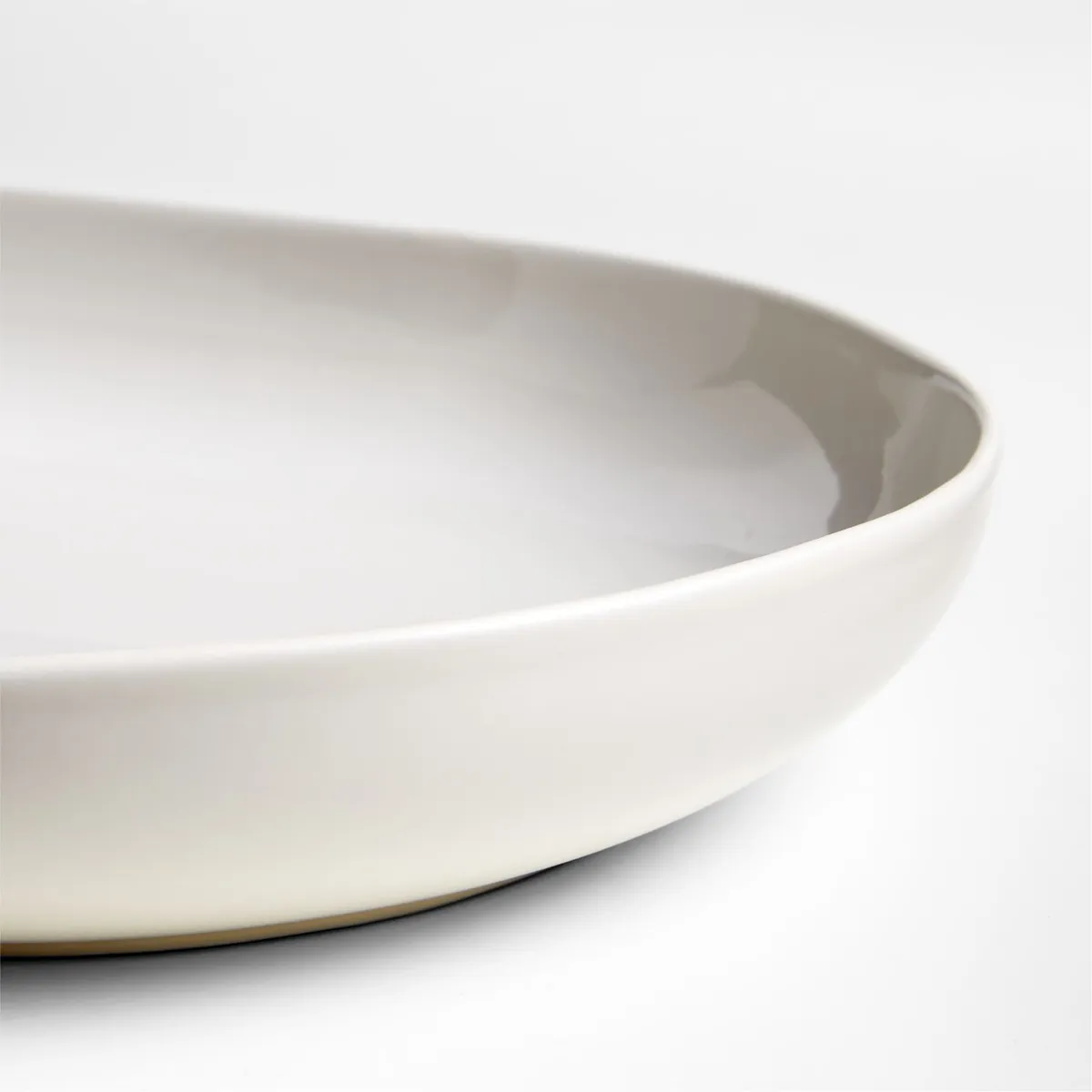 CRATE & BARREL - Fuente Hudson