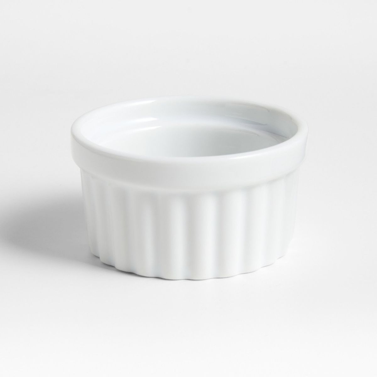 CRATE & BARREL - Mini Recipiente Ramekin de Porcelana Blanca