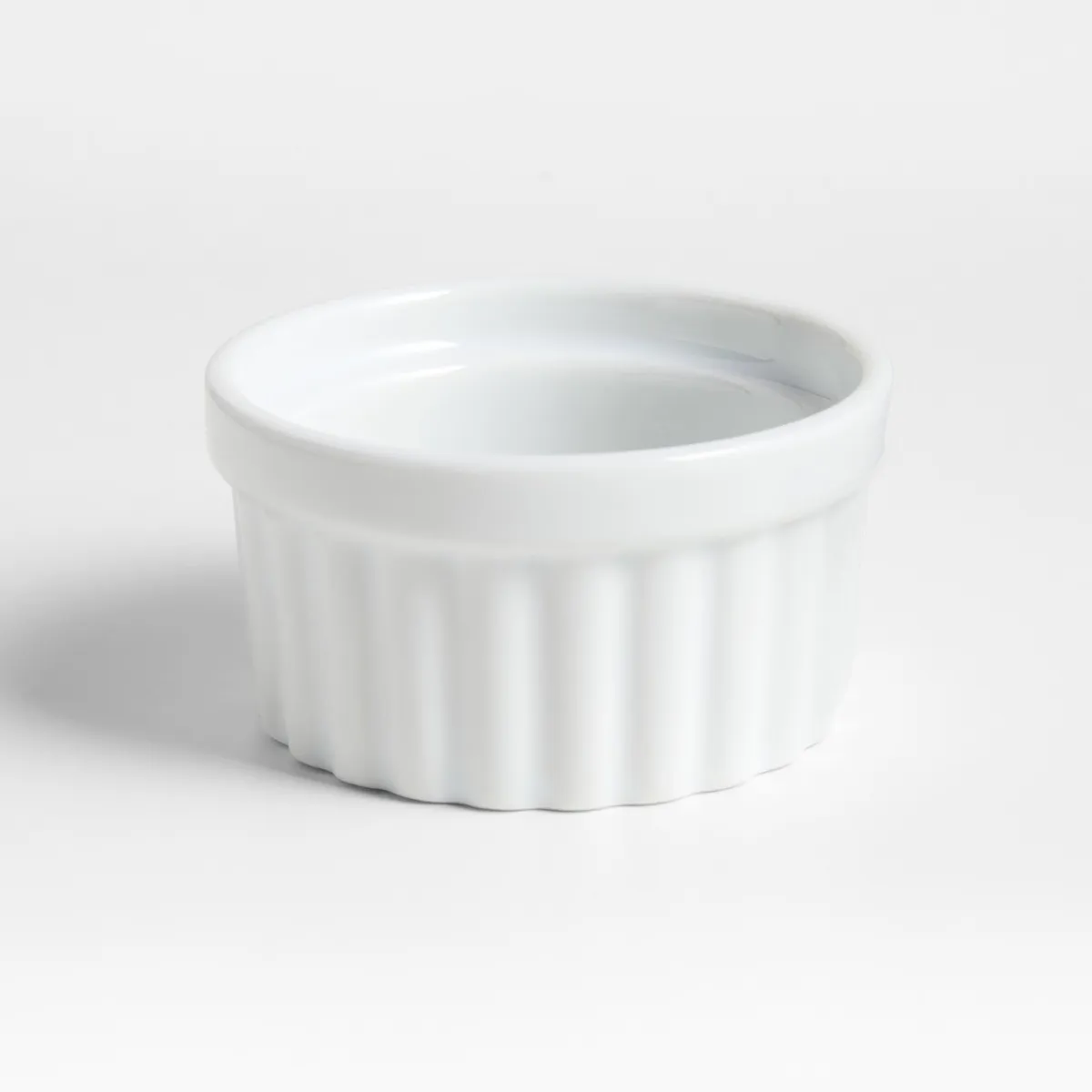 CRATE & BARREL - Mini Recipiente Ramekin de Porcelana Blanca