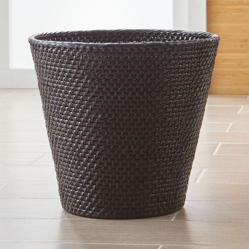 CRATE & BARREL - Papelera Cónica Sedona Miel
