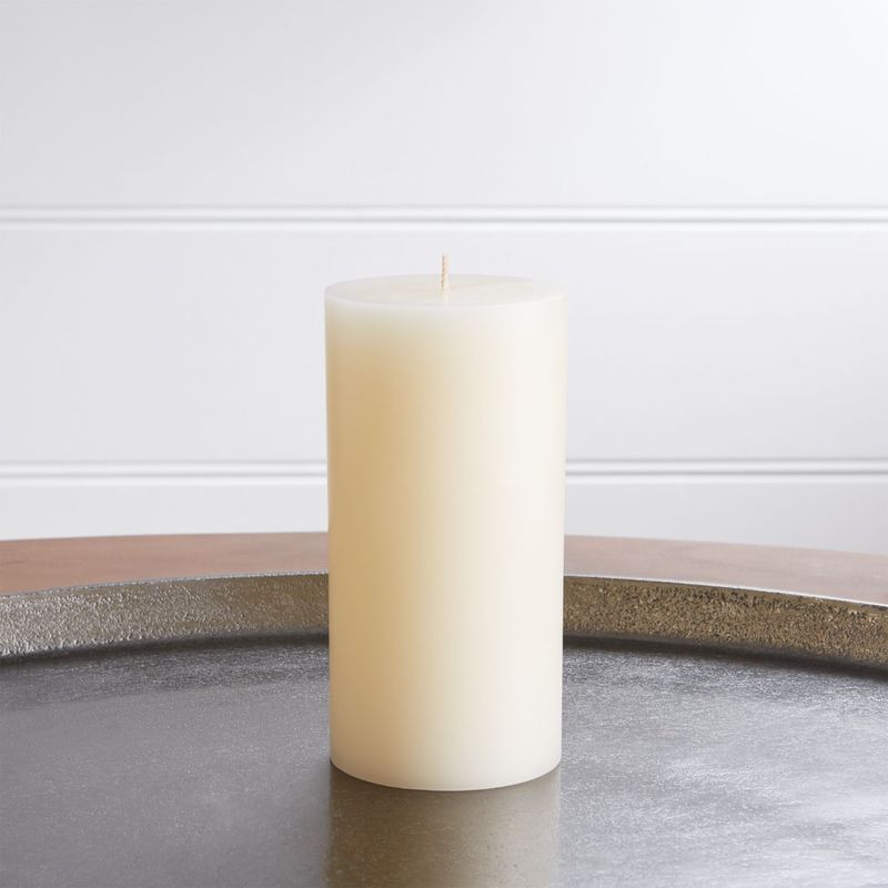 CRATE & BARREL - Vela Pillar 8x15cm