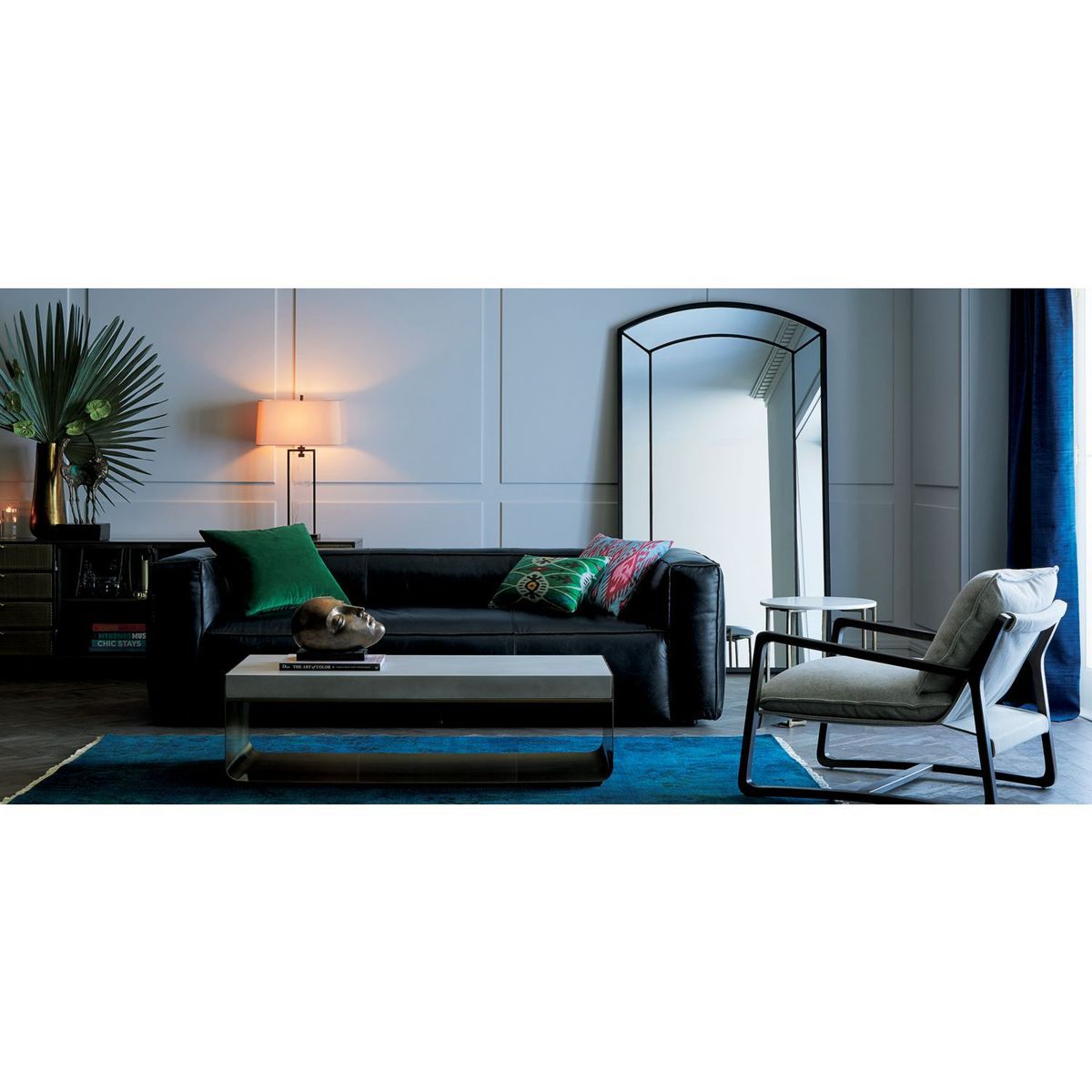CRATE & BARREL - Espejo de Piso Capra 114x203cm