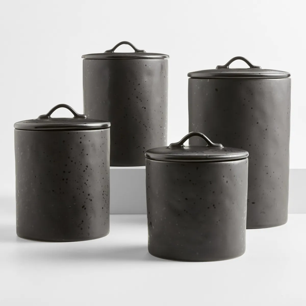 CRATE & BARREL - Canister Marin