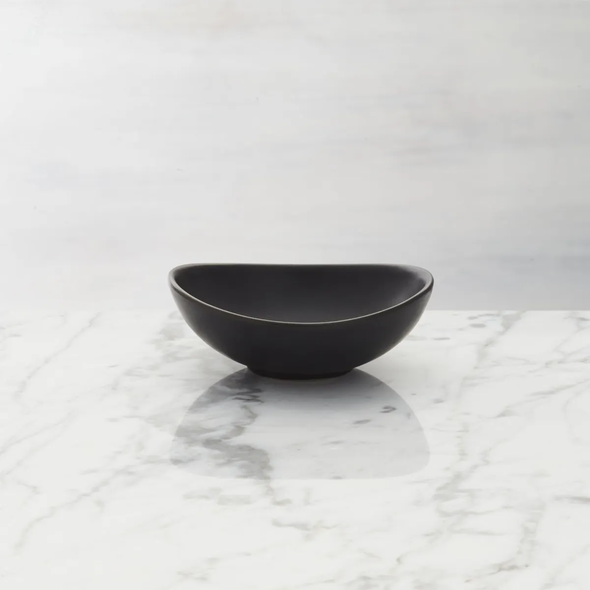 CRATE & BARREL - Mini Bowl Negro Crate & Barrel