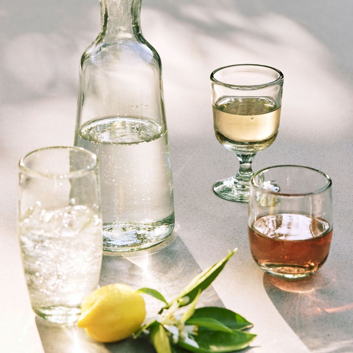 CRATE & BARREL - Vaso Careyes