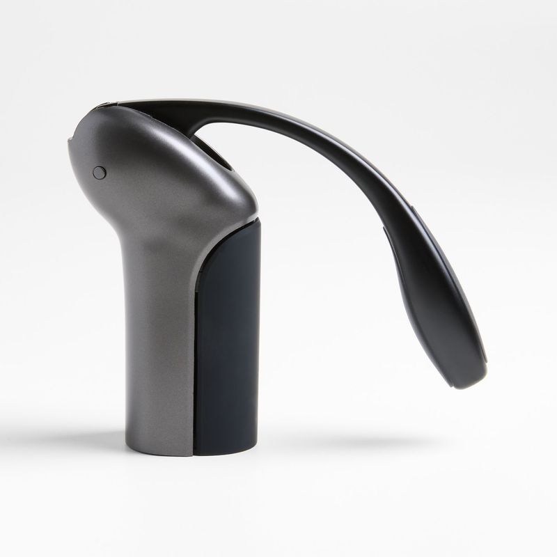 CRATE & BARREL - Sacacorchos Rabbit Vertical