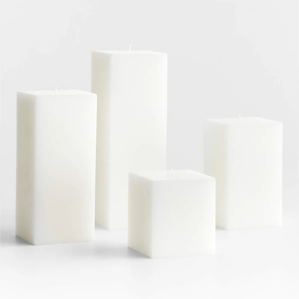 CRATE & BARREL - Vela Pilar Cuadrada Blanca 15cm