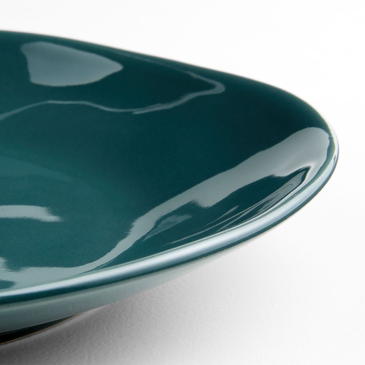 CRATE & BARREL - Plato De Fondo Marin Navideño