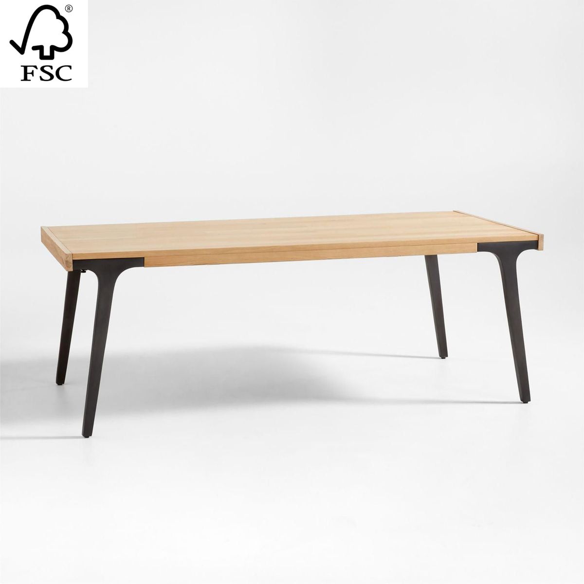 CRATE & BARREL - Mesa De Comedor Lakin Extendible Para Exterior (6 a 8 Puestos)