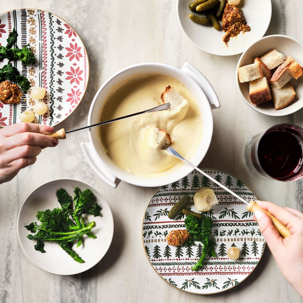 CRATE & BARREL - Set De 4 Platos De Ensalada Navideño