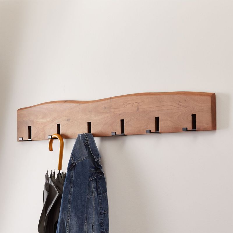 CRATE & BARREL - Perchero para Abrigos Yukon Natural