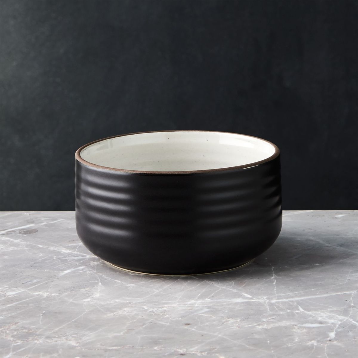 CRATE & BARREL - Bowl para Cereal 18th Street