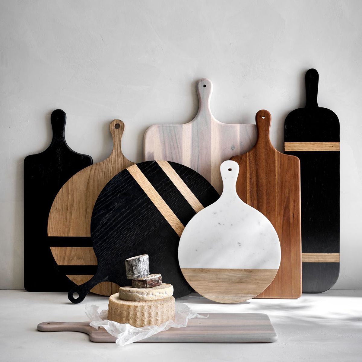 CRATE & BARREL - Tabla para Servir Tondo Blanca Grande