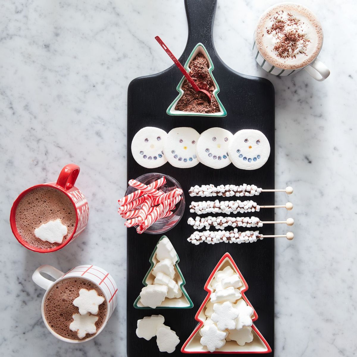 CRATE & BARREL - Tabla de Servir Ebonizada Tondo Paddle