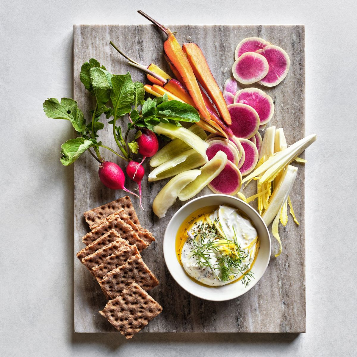 CRATE & BARREL - Tabla Tuscan