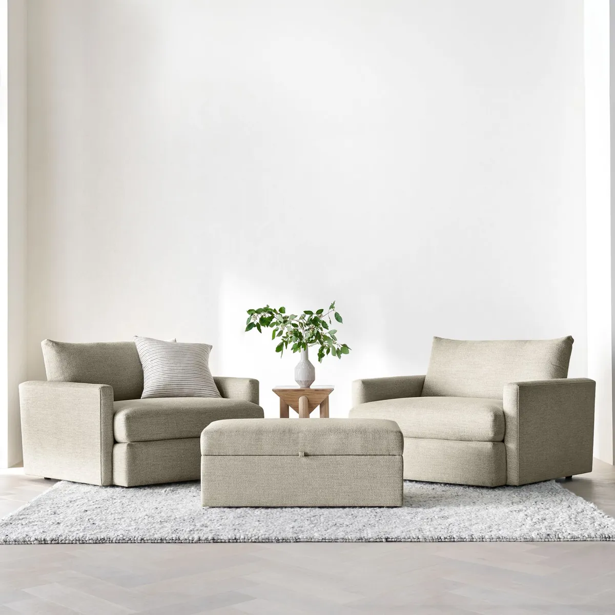 CRATE & BARREL - Otomán Lounge