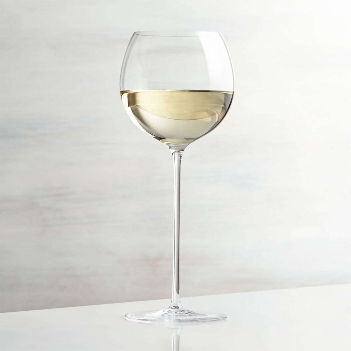 CRATE & BARREL - Copa para Vino Blanco Camille de 384 ml