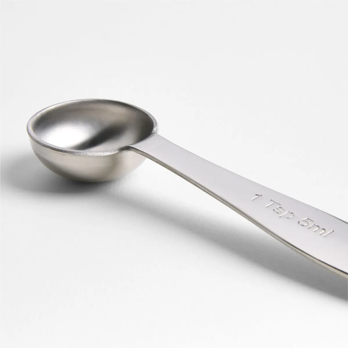 CRATE & BARREL - Cuchara Pequeña De Acero Inoxidable