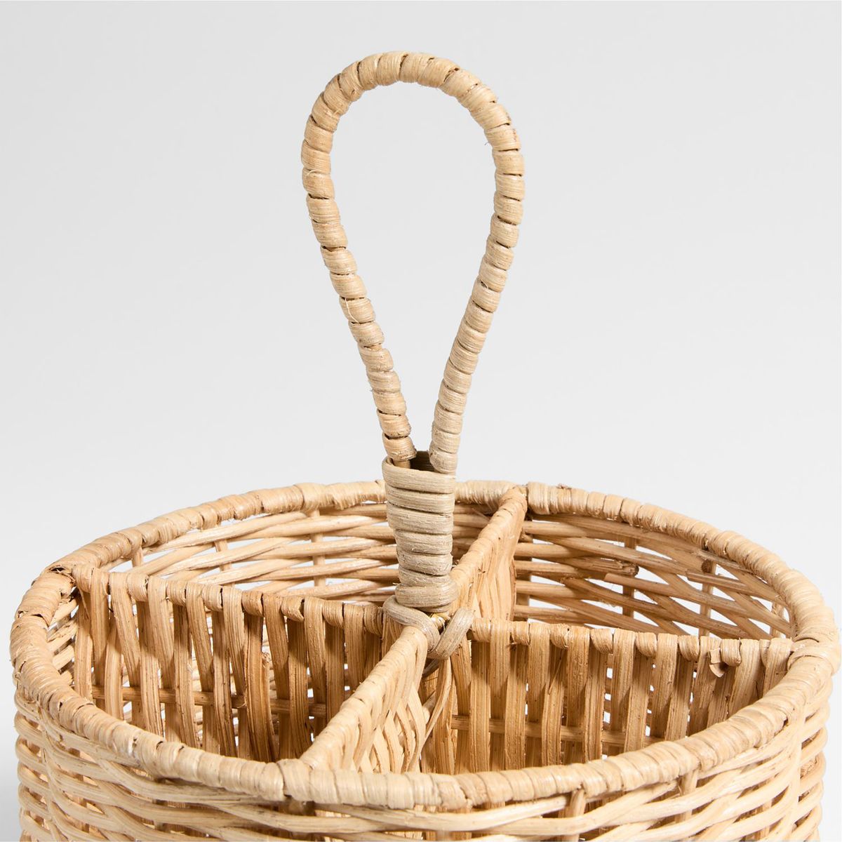 CRATE & BARREL - Porta Cubiertos De Rattán