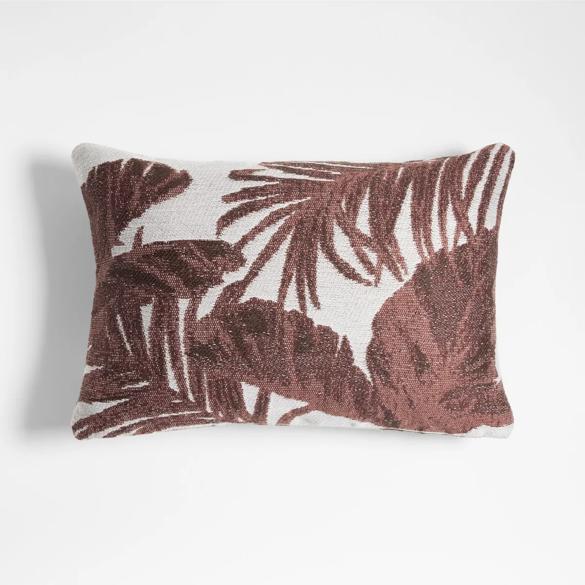 CRATE & BARREL - Cojín Jacquard para Terraza 38x56cm