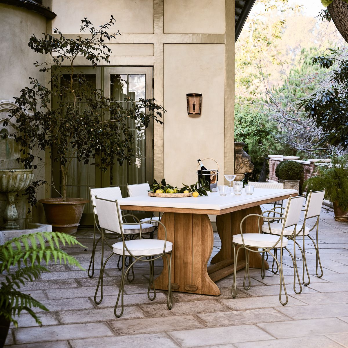 CRATE & BARREL - Silla De Comedor The Harpen Para Terraza