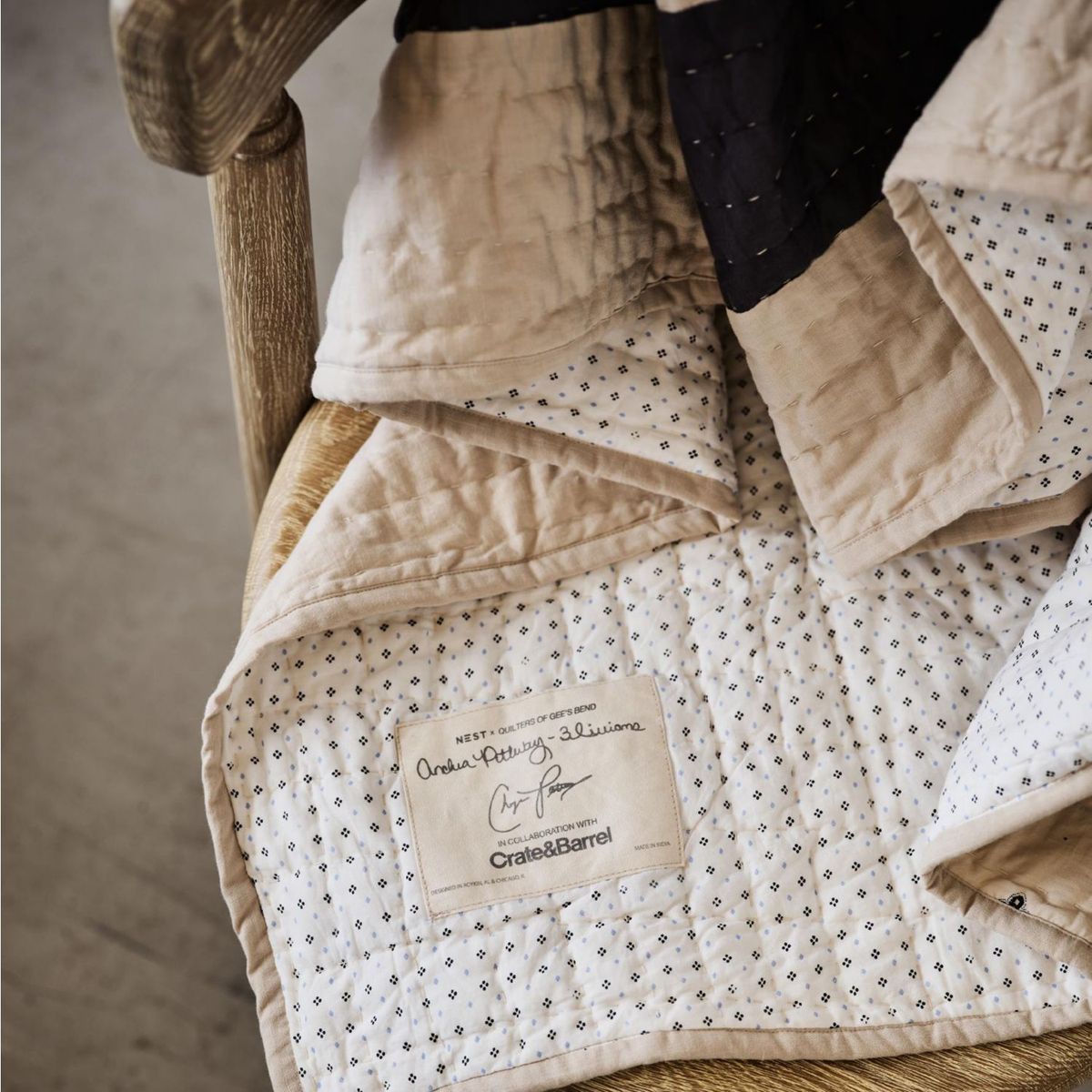 CRATE & BARREL - Cubrecama Gee's 100% Algodón Orgánico