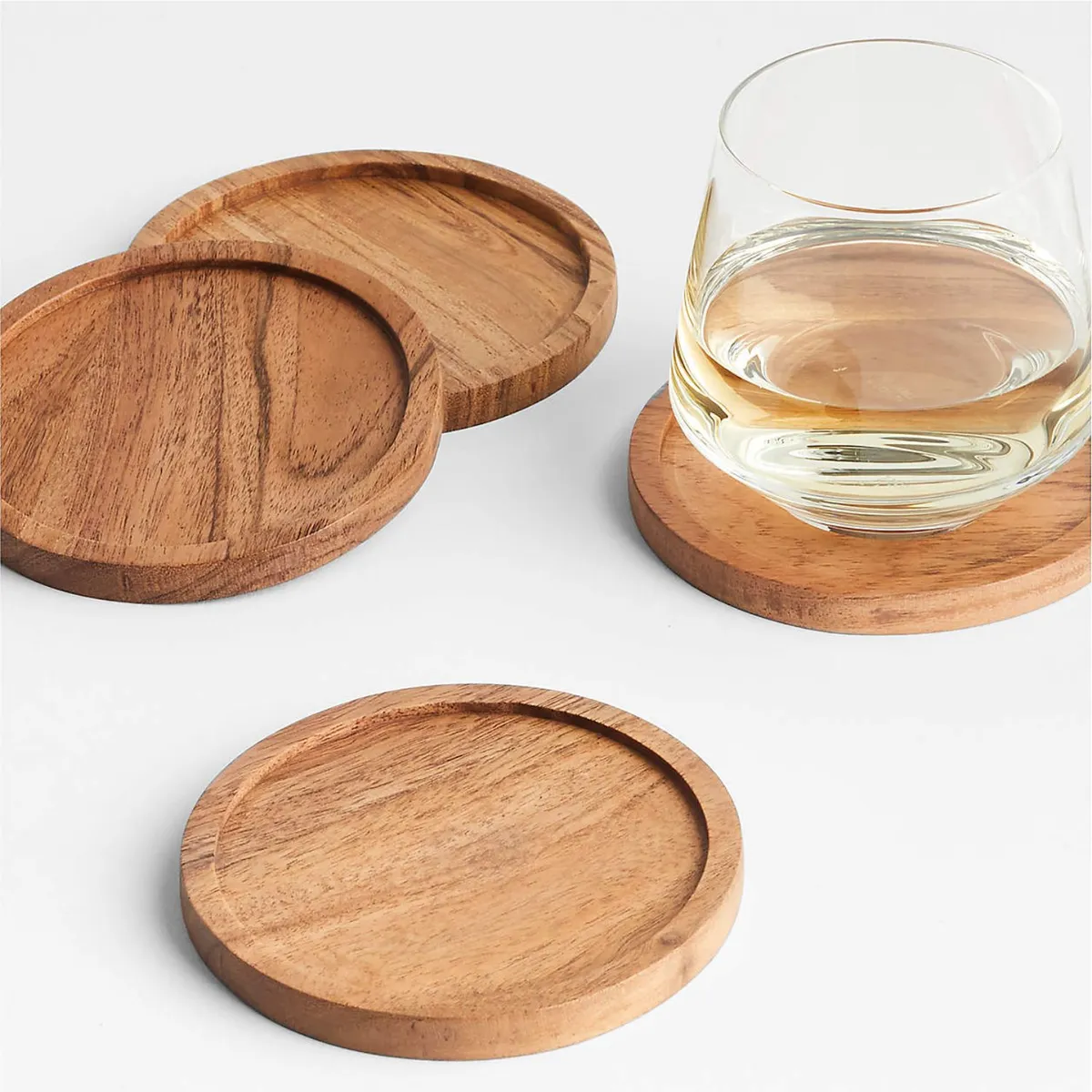 CRATE & BARREL - Set De 4 Posavasos Tondo De Madera Acacia