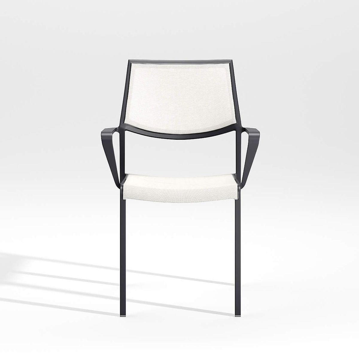 CRATE & BARREL - Silla de Comedor de Terraza Lanai Mesh de Metal