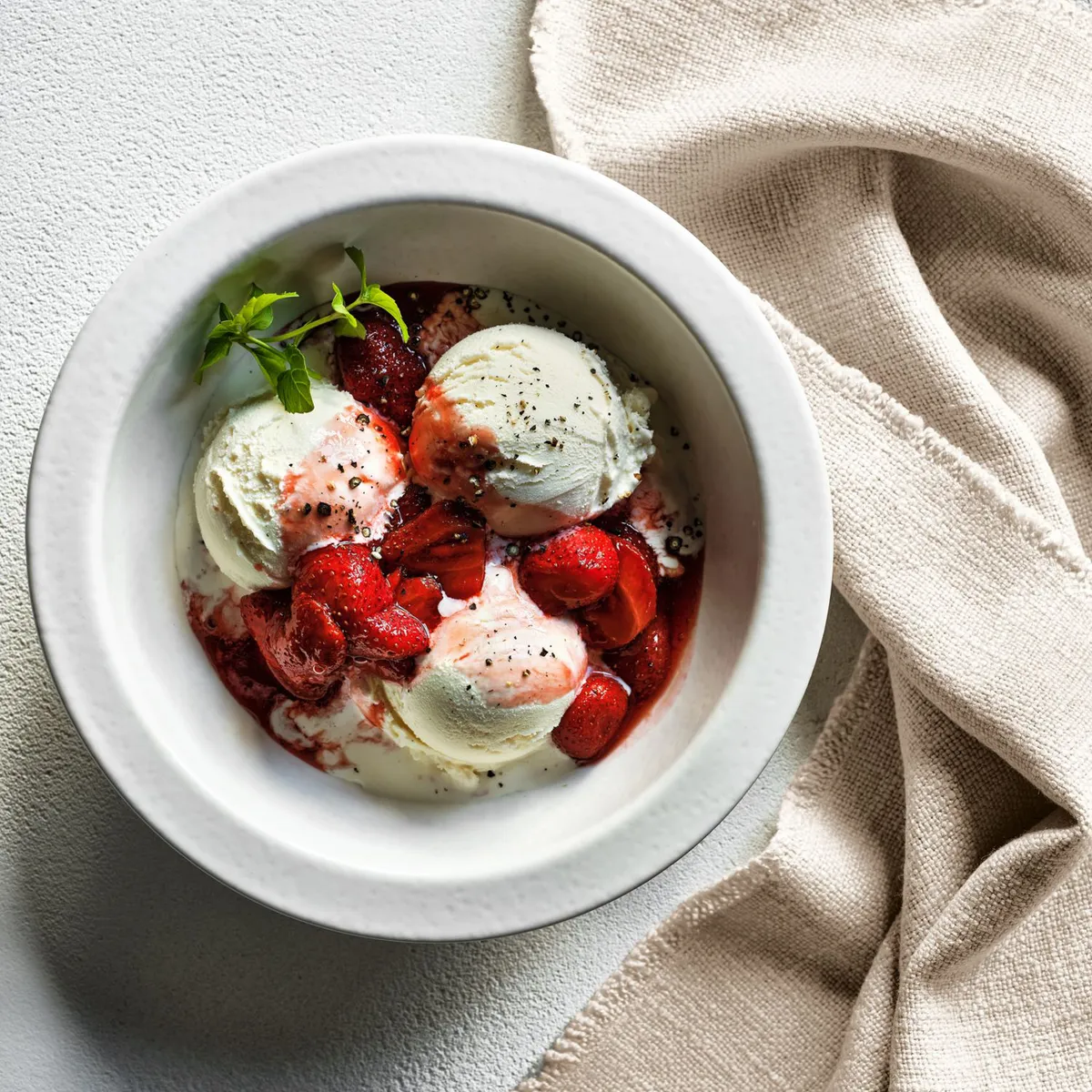 CRATE & BARREL - Bowl Bajo Villa