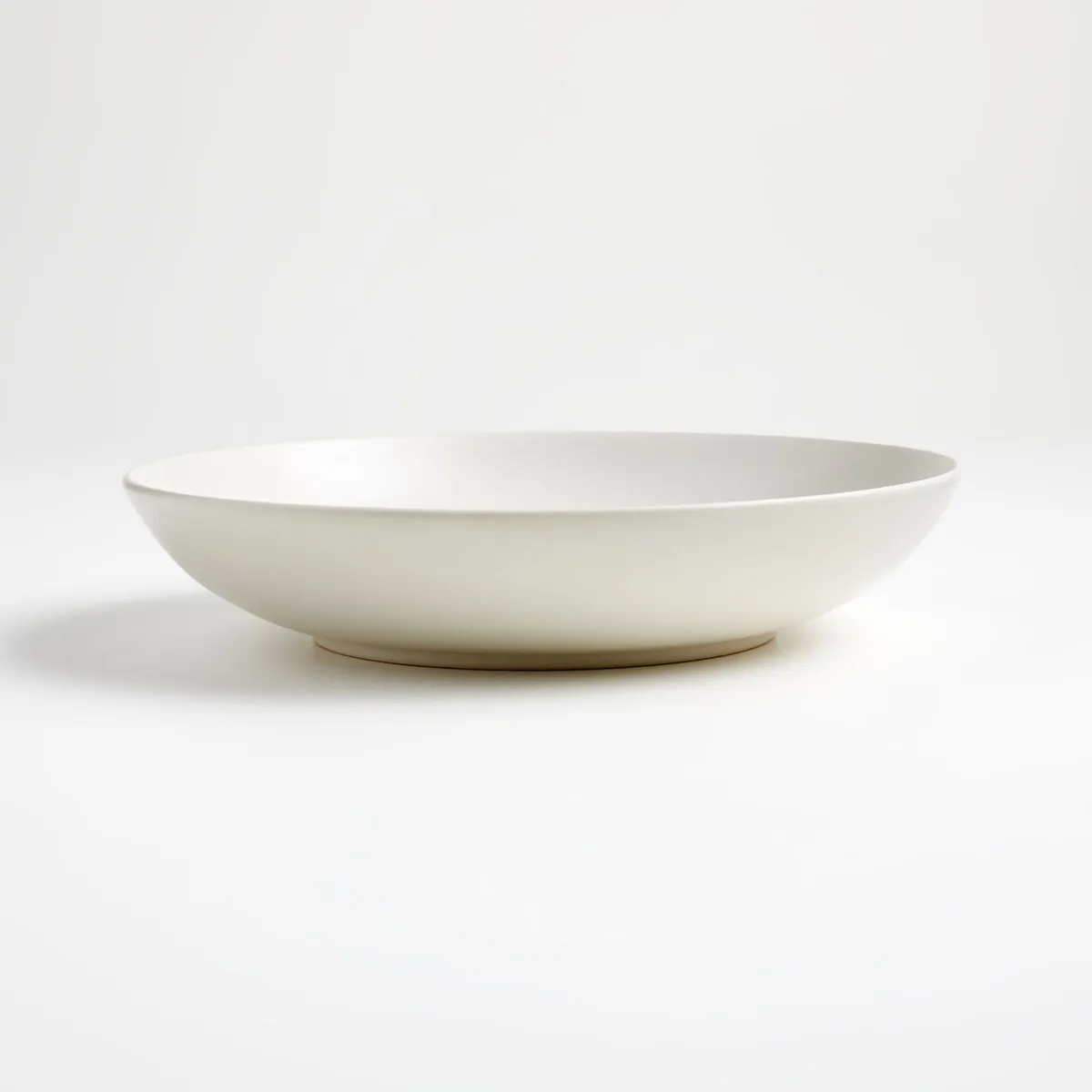 CRATE & BARREL - Bowl Bajo Craft Linen