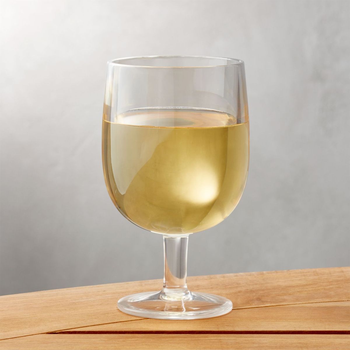 CRATE & BARREL - Copa de Vino de Acrílico Apilable Transparente
