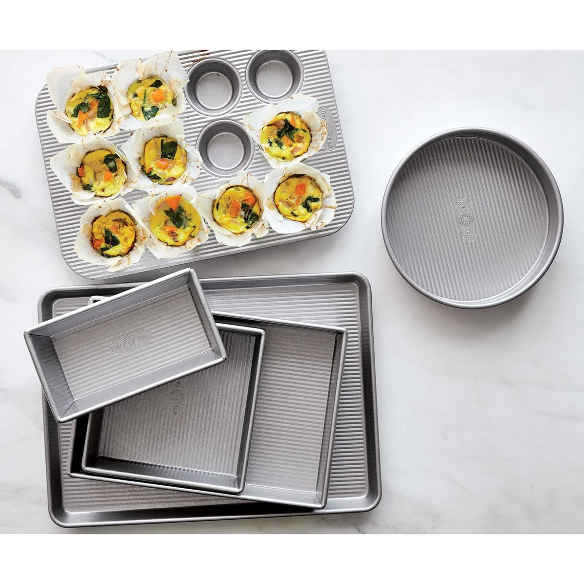 CRATE & BARREL - Molde para Pastel Cuadrado Antiadherente USA Pan Pro Line